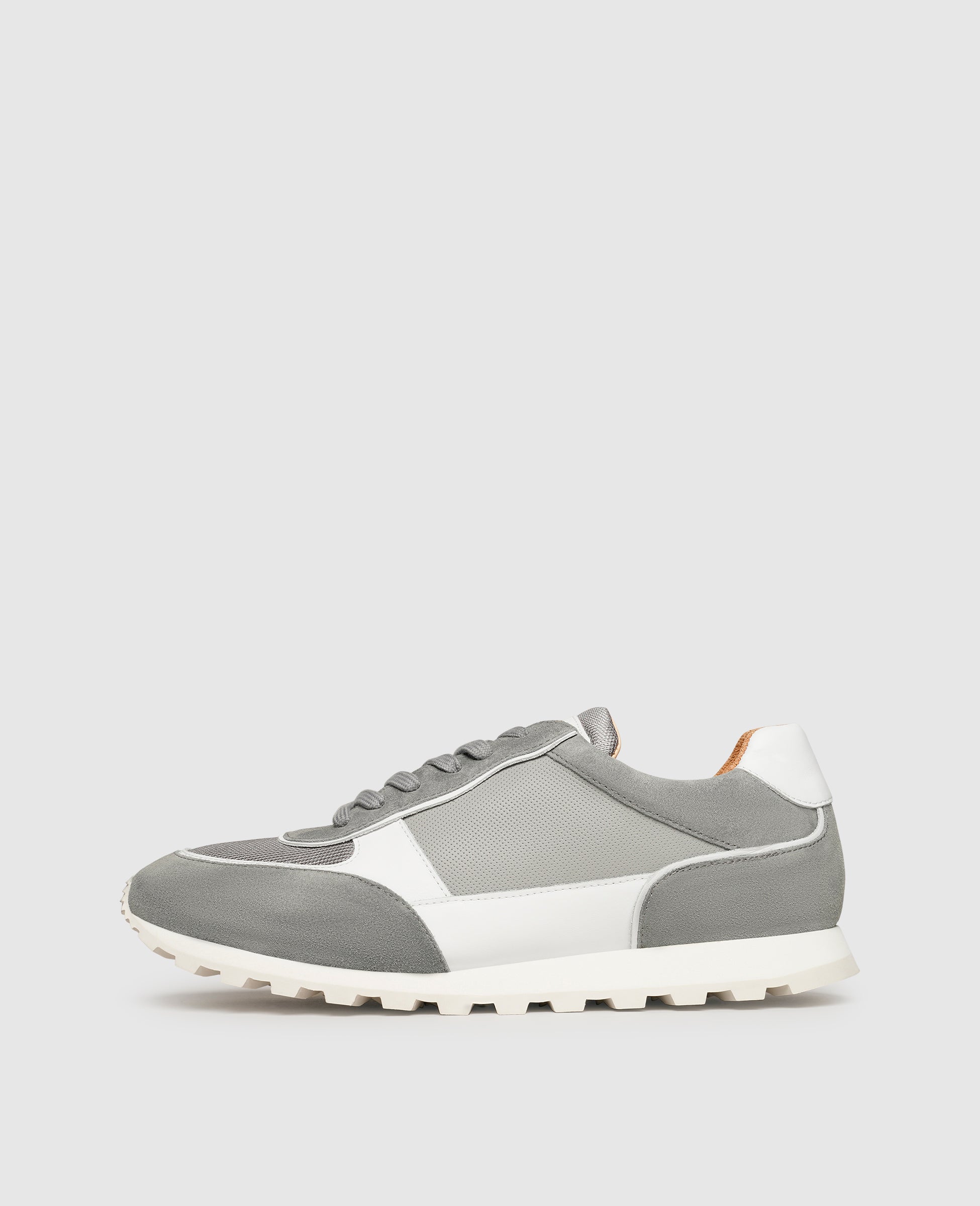 Travis R Runner in Gray/White - Henry Stevens