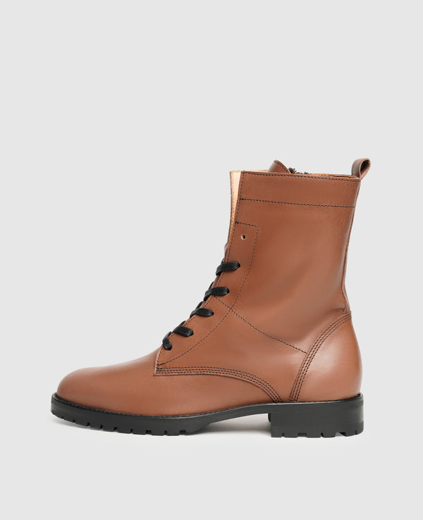 Eva PDB Damen Boot