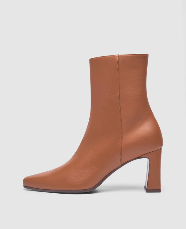 Madison ZB70 Damen camp

Bootcamp Braun aus Ziegennappa