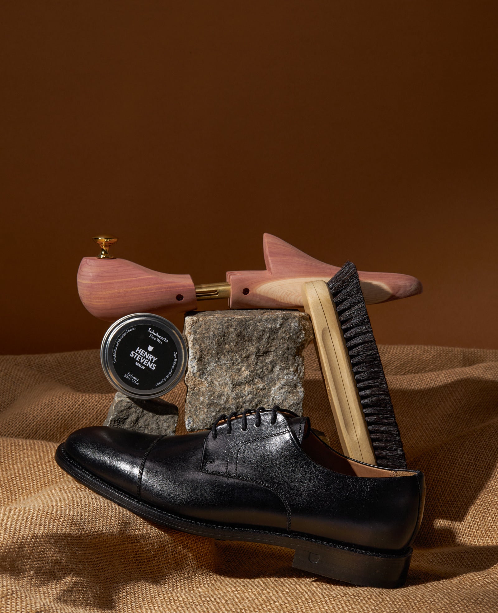 Shoe polish brush-light for shoe polish by Henry Stevens