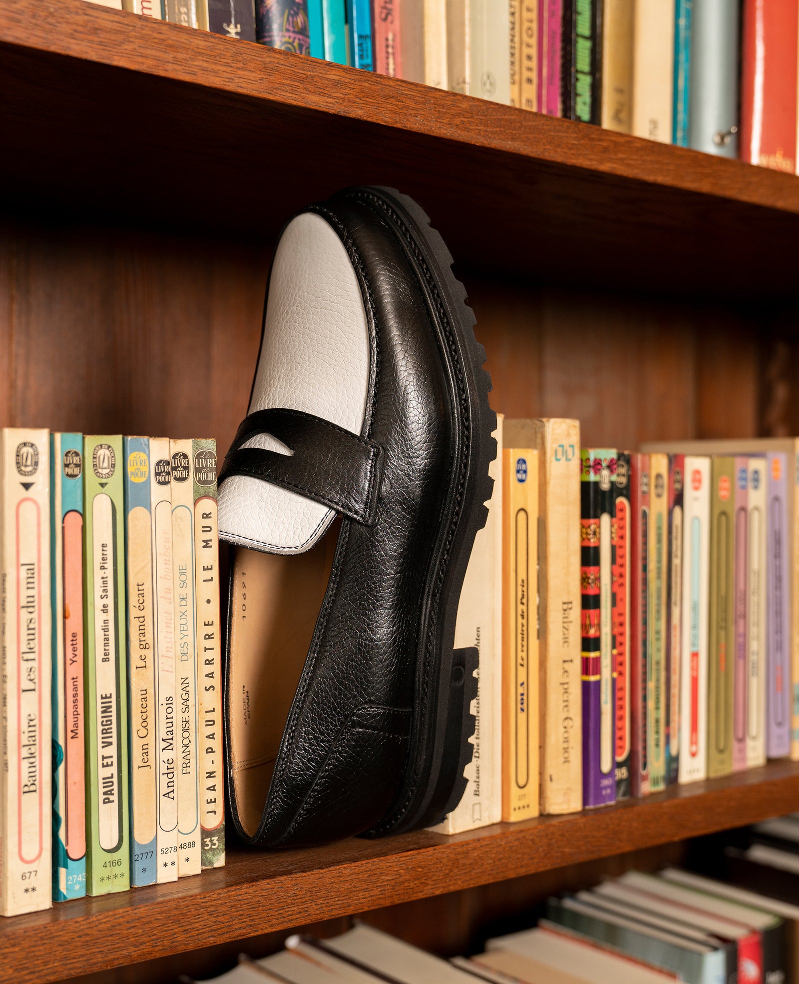 Modern Haywood PL Penny Loafer in Black | Henry Stevens